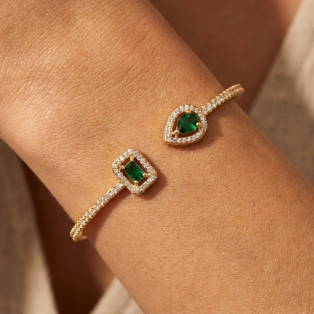 Gold Caruso Bracelet with emerald
