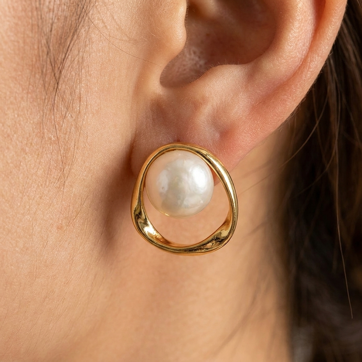 Emma Vintage Pearl Earrings
